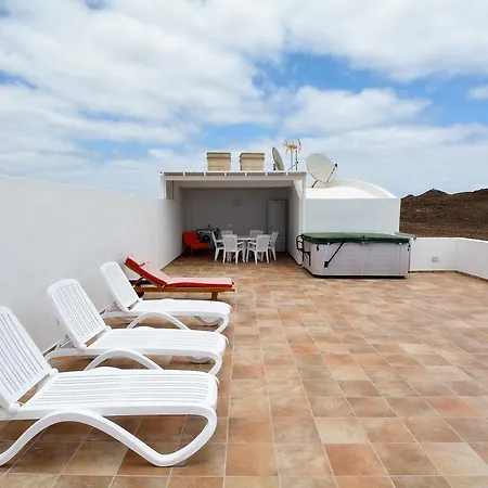 Luxury Ocean Ancones Sea Views! Willa Costa Teguise